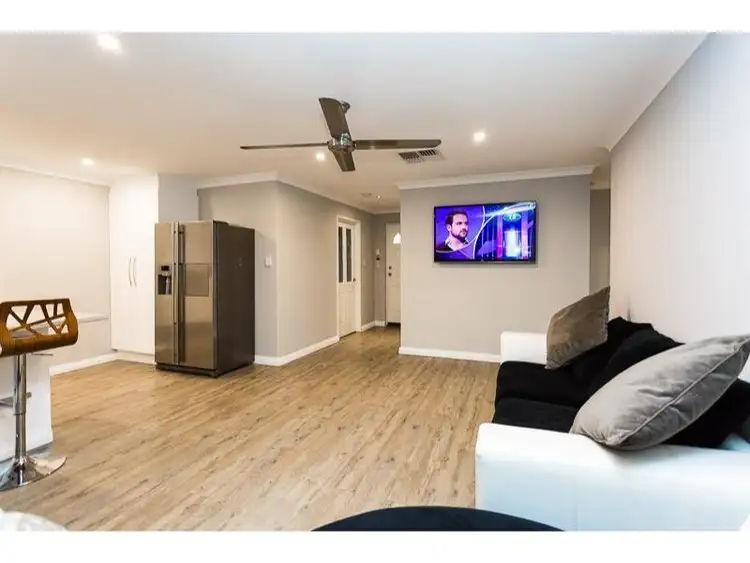 Fourth view of Homely house listing, 8 Carey Place, Gosnells WA 6110