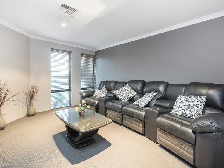 Fifth view of Homely house listing, 4 Deakin Entrance, Aubin Grove WA 6164