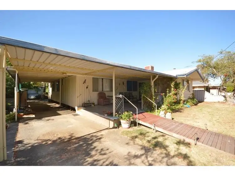 16 Kallang Road, Coodanup WA 6210