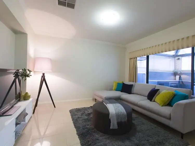 Seventh view of Homely house listing, 30 Heliconia Turn, Stirling WA 6021