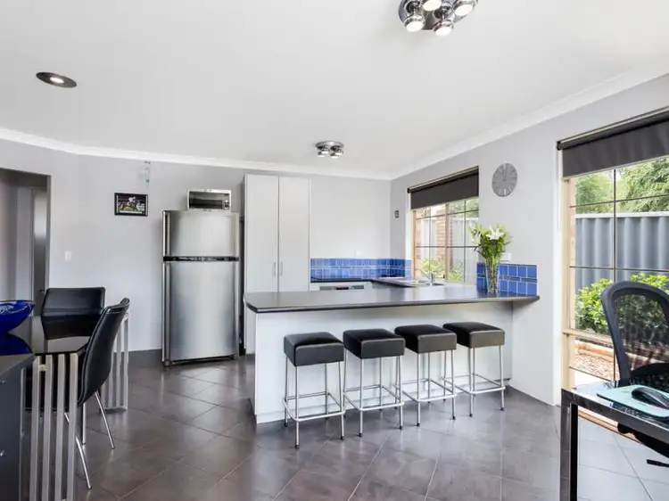 Main view of Homely house listing, 1/5 Morrow Mews, Kardinya WA 6163