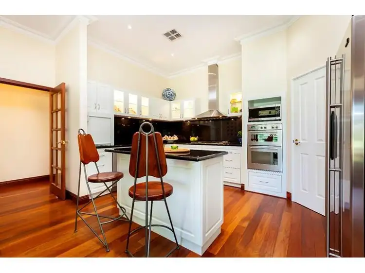 59 Kooralbyn Valley Crescent, Jandakot WA 6164