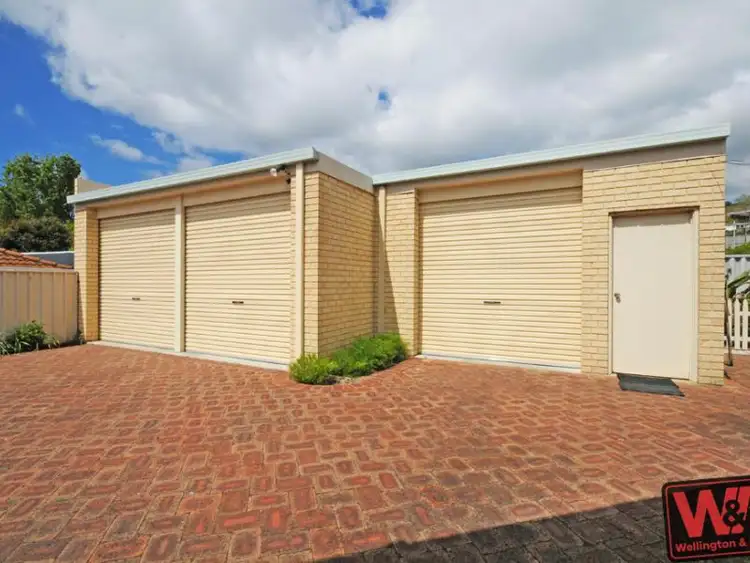 Second view of Homely house listing, 6 More Chase, Middleton Beach WA 6330