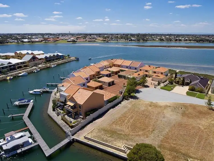 Fifth view of Homely townhouse listing, 7/40 Rialto Place, Halls Head WA 6210