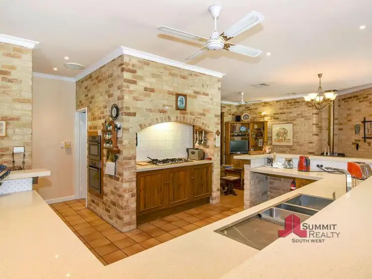 Fifth view of Homely house listing, 31 Whatman Way, Australind WA 6233