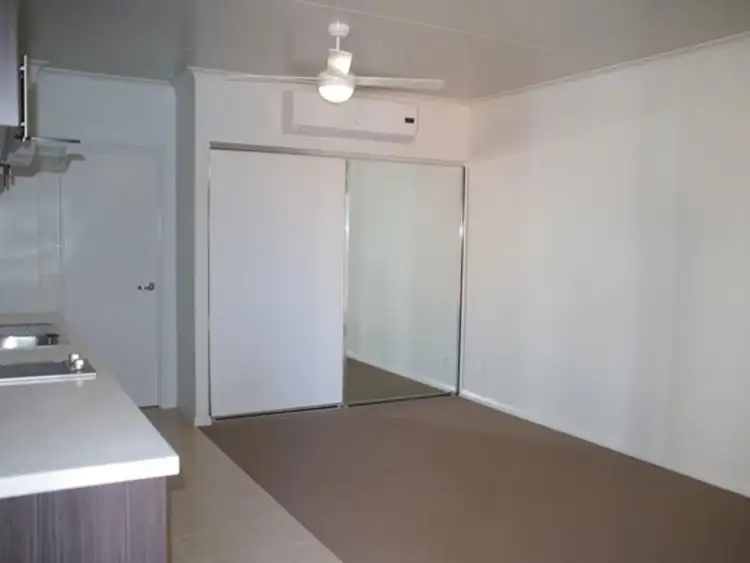 Sixth view of Homely unit listing, 5 Les Tutt Drive, Newman WA 6753