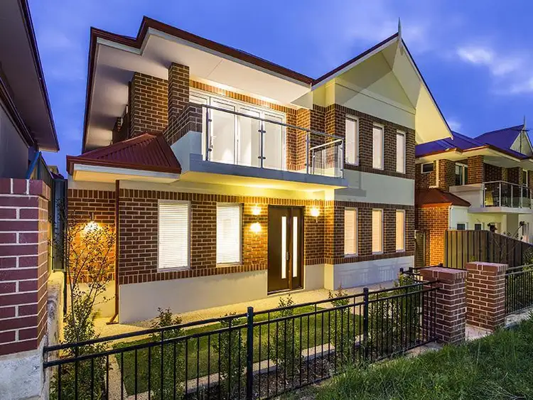 6 Dorset Cove, Mount Claremont WA 6010