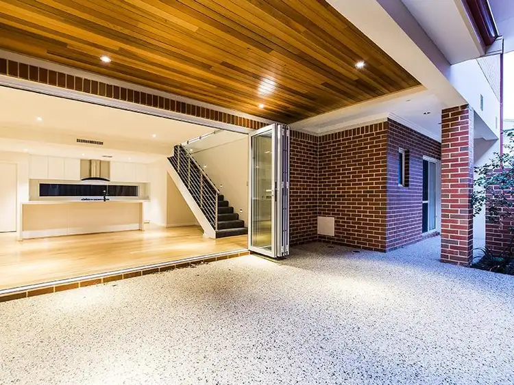 Sixth view of Homely house listing, 6 Dorset Cove, Mount Claremont WA 6010