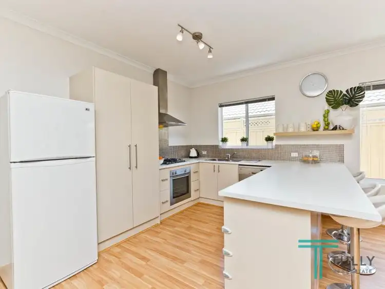 Fifth view of Homely house listing, 18 Pardalote Court, Beeliar WA 6164