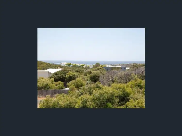11 Lesueur Place, Gnarabup WA 6285