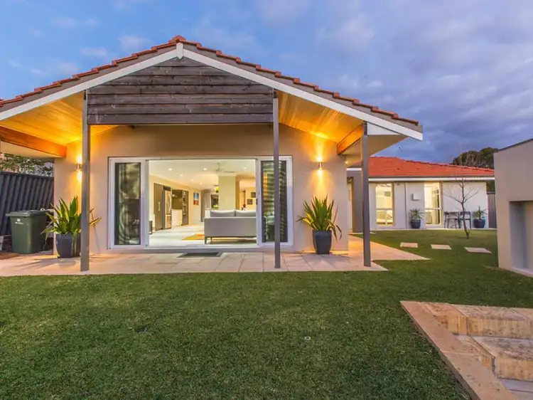 16 Kelvin Road, Duncraig WA 6023