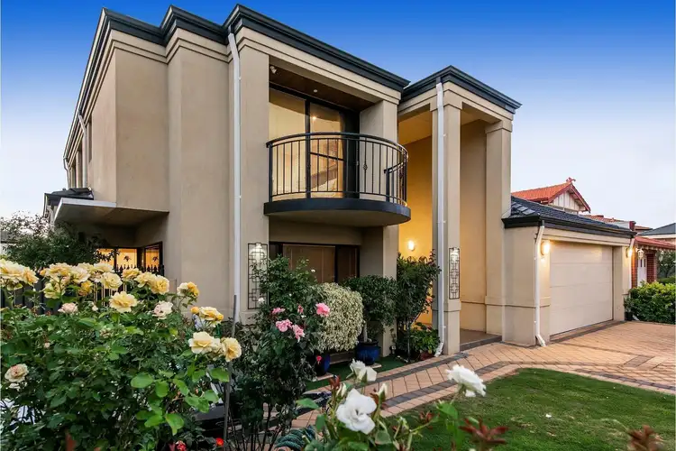 6 ROELANDS PLACE, Dianella WA 6059