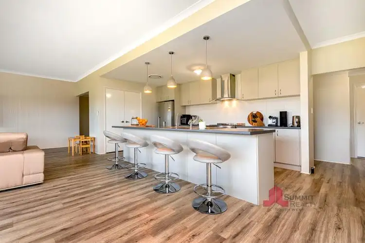 2 Clarence Crescent, Millbridge WA 6232