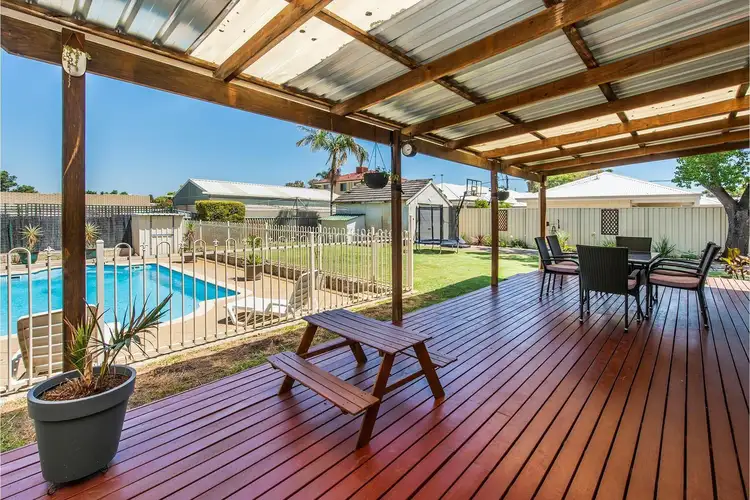 135 ANZAC TERRACE, Bassendean WA 6054