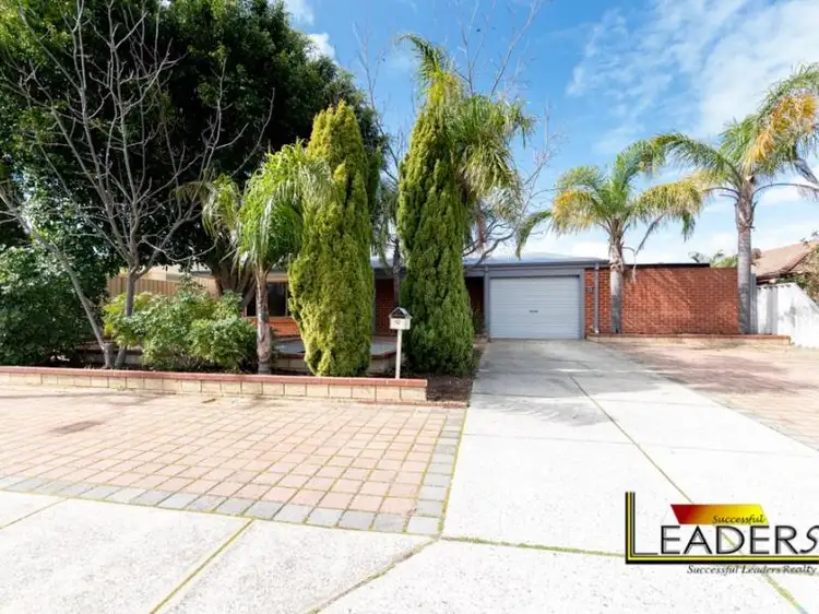 12 Le Grand Gardens, Marangaroo WA 6064