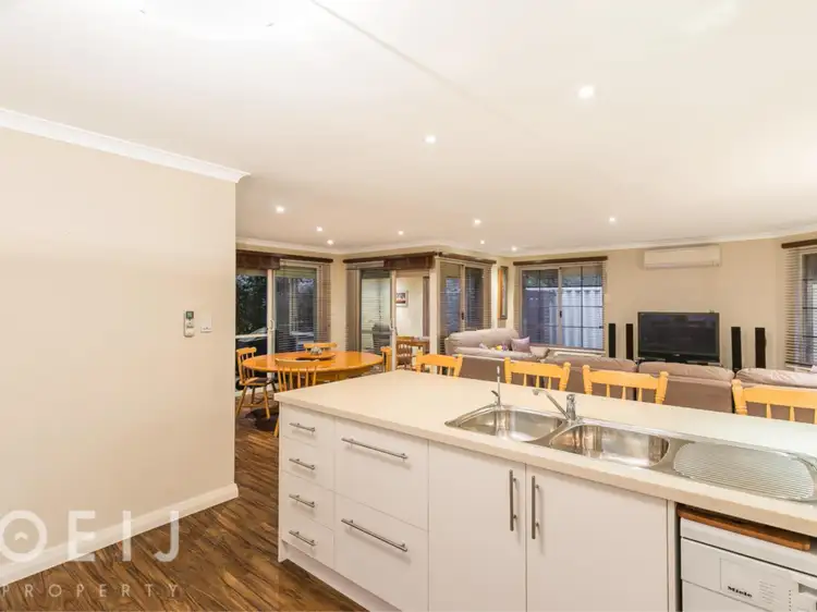 Fifth view of Homely house listing, 2/77 Henning Crescent, Manning WA 6152