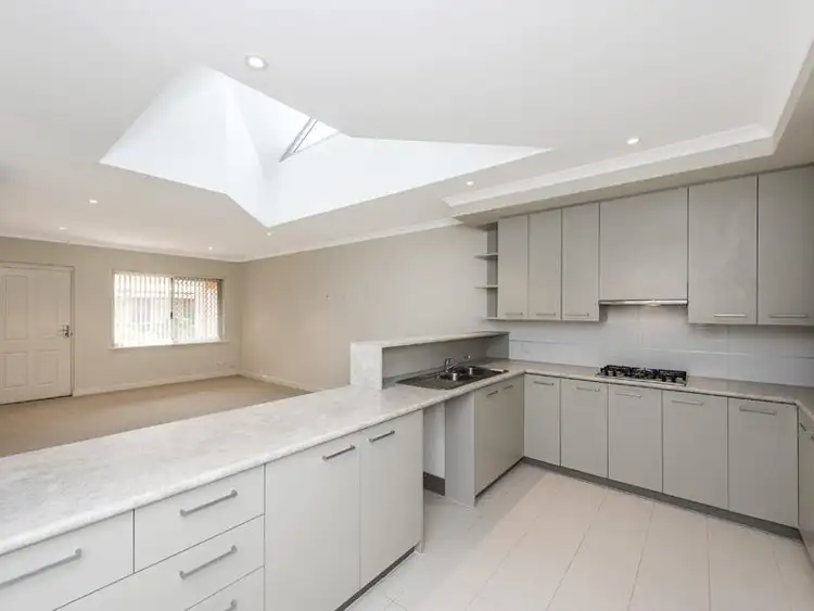 Sixth view of Homely unit listing, 48/84 Collick Street, Hilton WA 6163