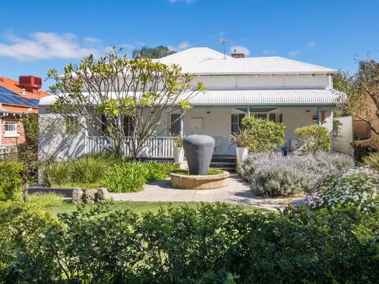 53 Essex Street, Wembley WA 6014