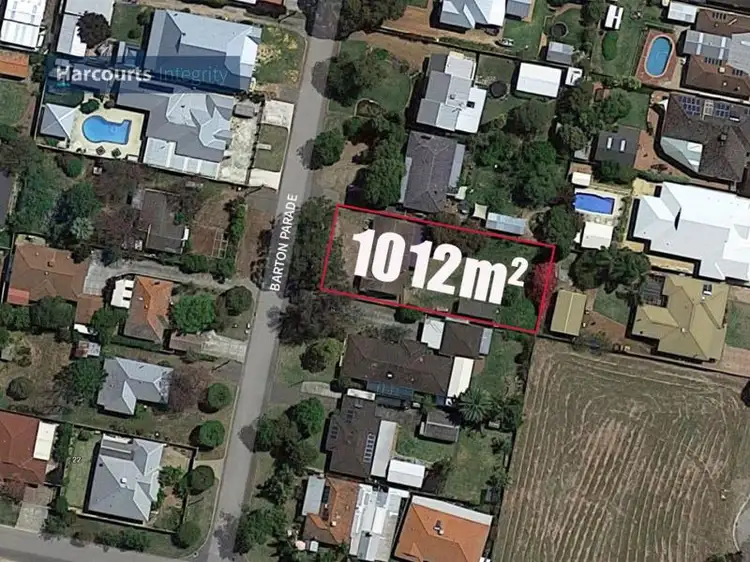 21 Barton Pde, Bassendean WA 6054