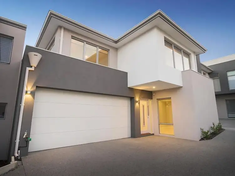 70b Pearl Parade, Scarborough WA 6019
