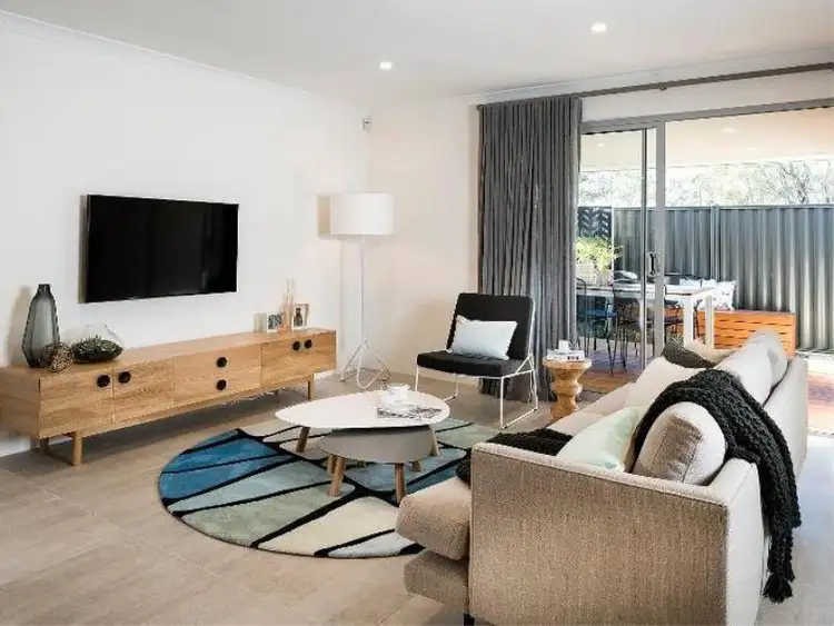 Sixth view of Homely house listing, 15 Windermere Boulevard, Aveley WA 6069