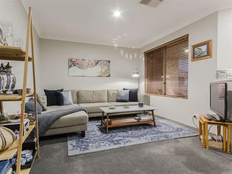 Sixth view of Homely house listing, 7 Galway Gardens, Warnbro WA 6169