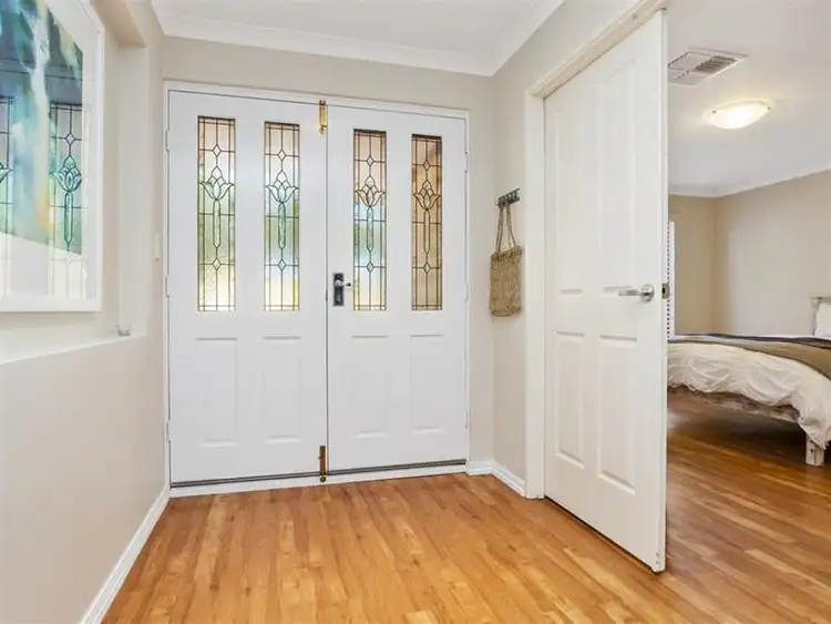 Third view of Homely house listing, 6 Jerrat Mews, Atwell WA 6164
