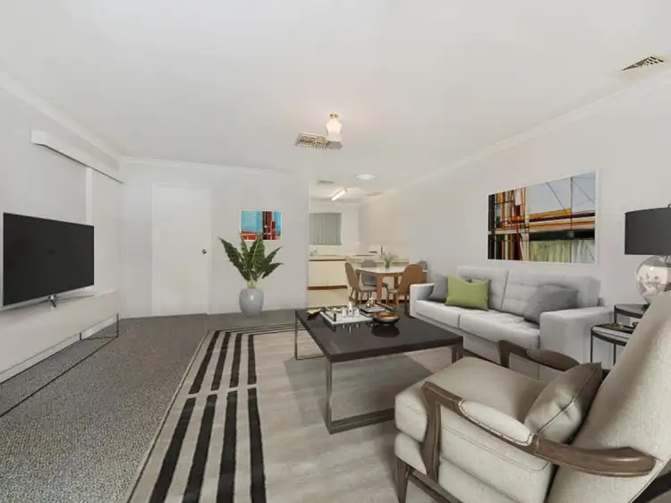 5/4 Page Road, Kelmscott WA 6111