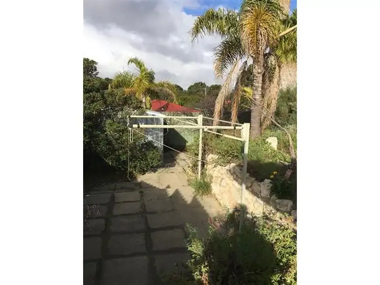 Seventh view of Homely house listing, 6 Corsair Court, Heathridge WA 6027
