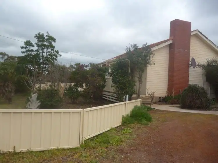 Second view of Homely rural property listing, 2 Rankin Street, Kulin WA 6365