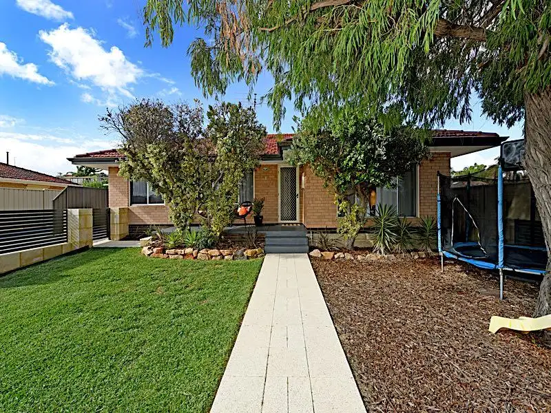 Main view of Homely house listing, 8 Edmondson Street, Beaconsfield WA 6162