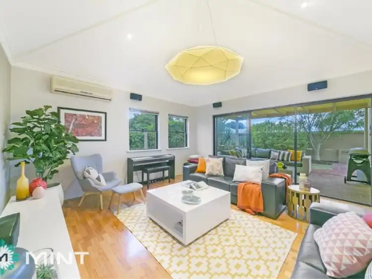 5 Godetia Gardens, Mount Claremont WA 6010