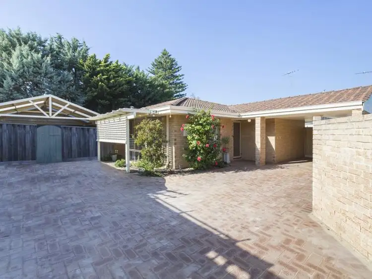 32B Buxton Rd, Wembley Downs WA 6019
