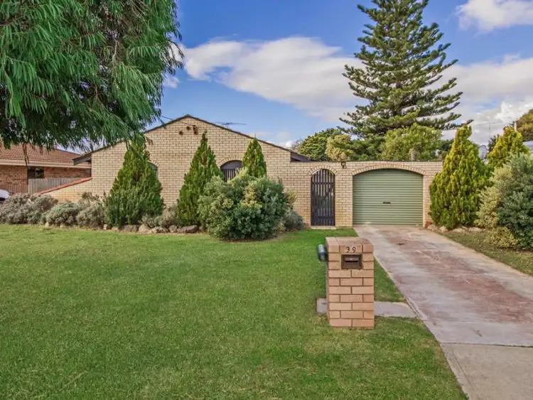 39 Fawdon Street, Safety Bay WA 6169