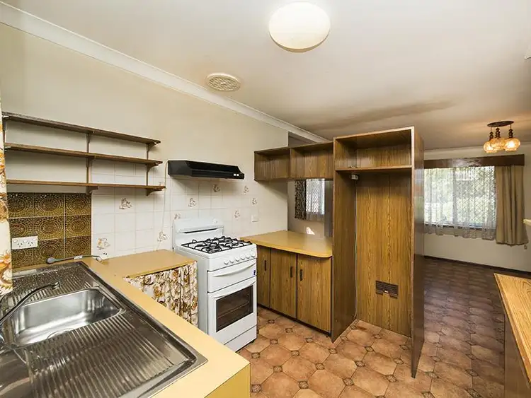 Seventh view of Homely house listing, 7 Athena Ct, Cooloongup WA 6168