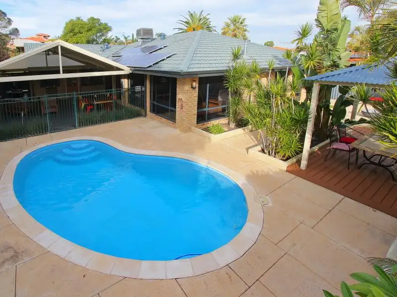 Main view of Homely house listing, 6 PEGGS PLACE, Leeming WA 6149