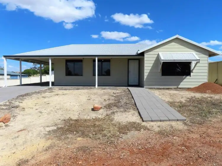 104 Throssell street, Northam WA 6401