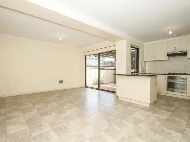 Sixth view of Homely house listing, 5/22 Dolphin Way, Yangebup WA 6164