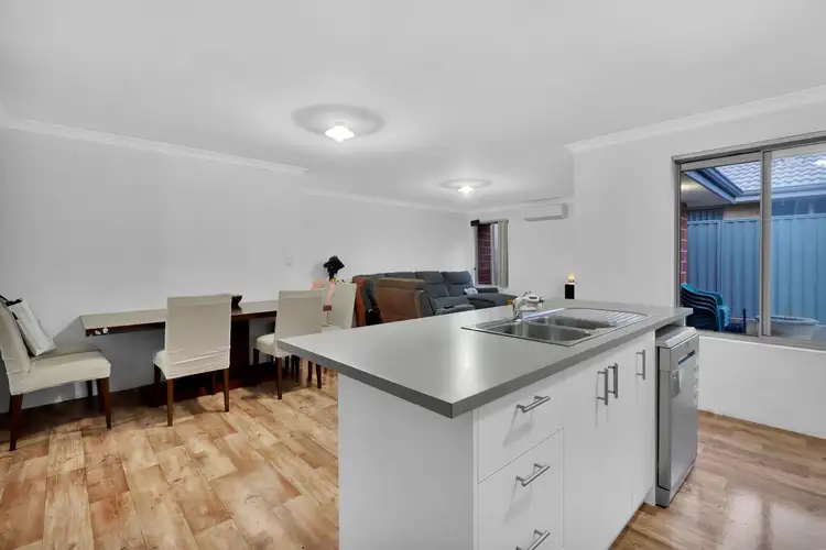 Seventh view of Homely house listing, 3 Carbeen View, Piara Waters WA 6112