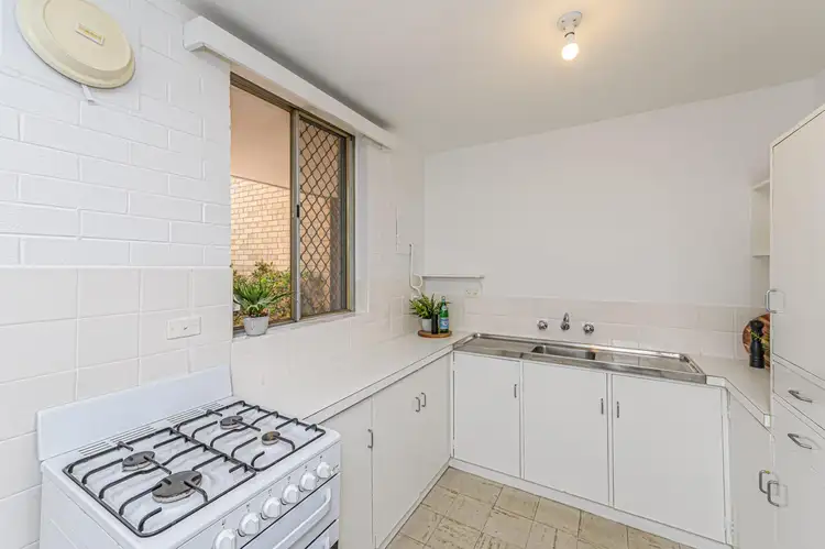 Sixth view of Homely unit listing, 2/190 Railway Parade, West Leederville WA 6007