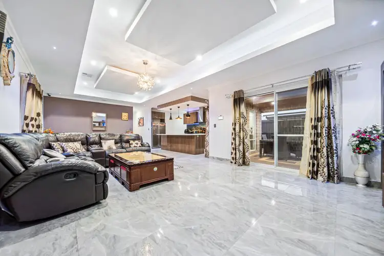 389 Woollcott Avenue, Brabham WA 6055