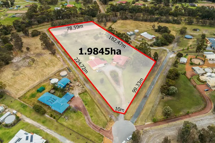 83 Bangap, Oakford WA 6121