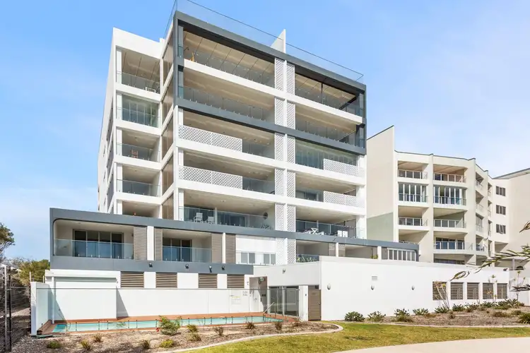 18/13 O'Connor Close, North Coogee WA 6163