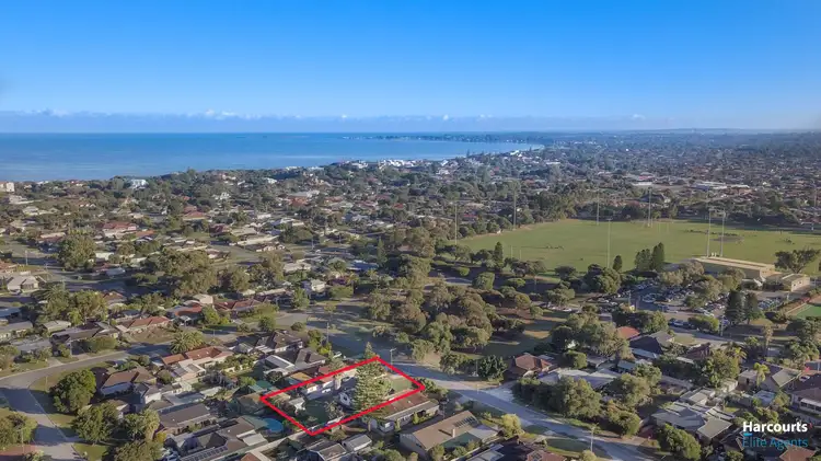 Second view of Homely house listing, 7 Bampton Way, Warnbro WA 6169