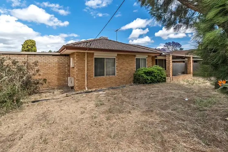 Fourth view of Homely house listing, 2 Maitland Place, Thornlie WA 6108