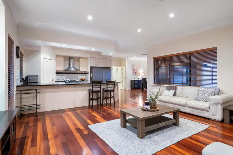 Sixth view of Homely house listing, 15 Bologna Vista, Landsdale WA 6065