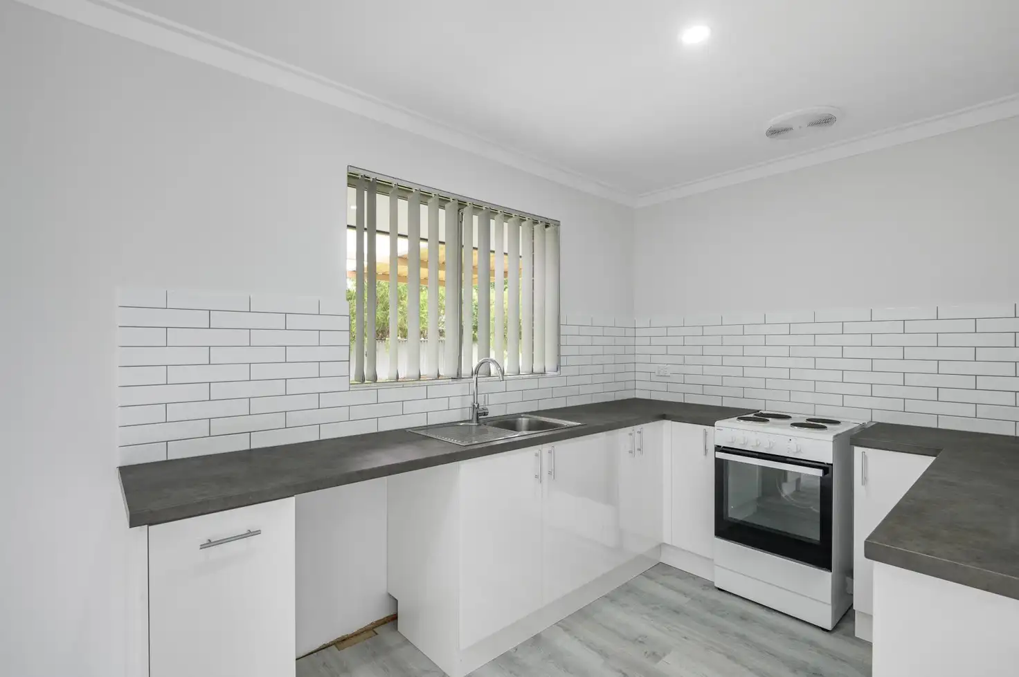 Main view of Homely house listing, 16 Oriole Way, Thornlie WA 6108