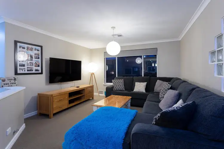 Seventh view of Homely house listing, 2 Olympic Way, Connolly WA 6027