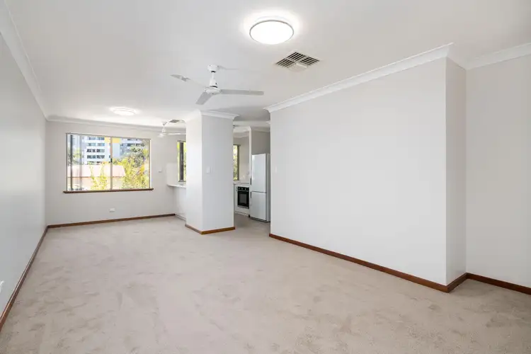 6/7 Kelvin Street, Maylands WA 6051