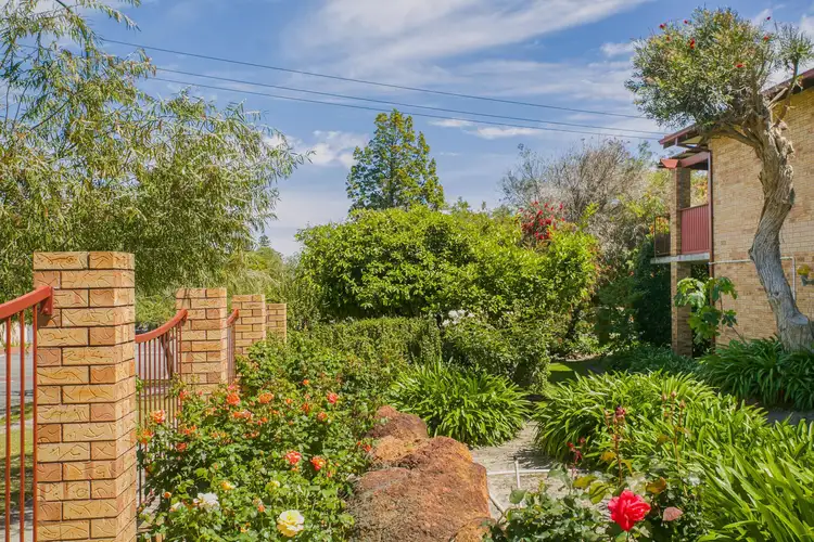 8/156 Labouchere Road, Como WA 6152